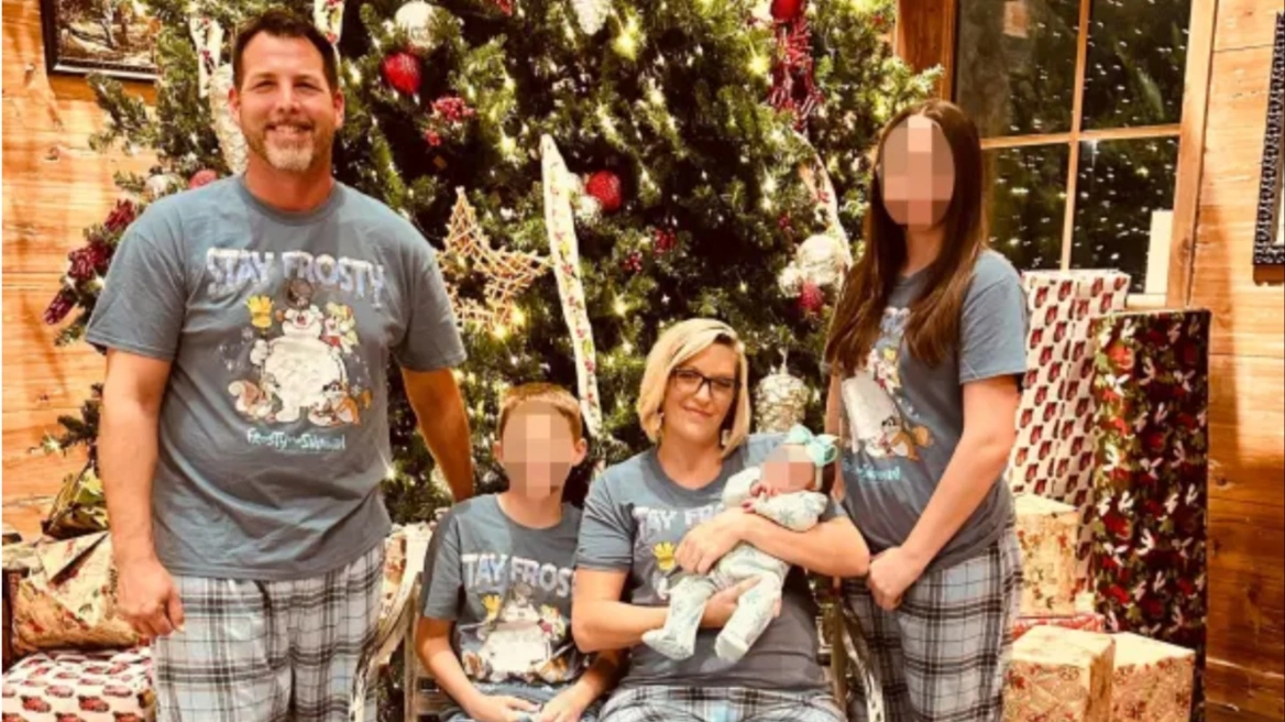 mixcollage-27-dec-2025-01-45-am-7453