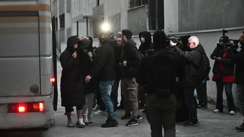 ΣΚΑΝΔΑΛΟ ΟΠΕΚΕΠΕ στην Κρήτη: Ελεύθεροι (μέχρι και χθες) όλοι οι κατηγορούμενοι opekepe-speira (1)