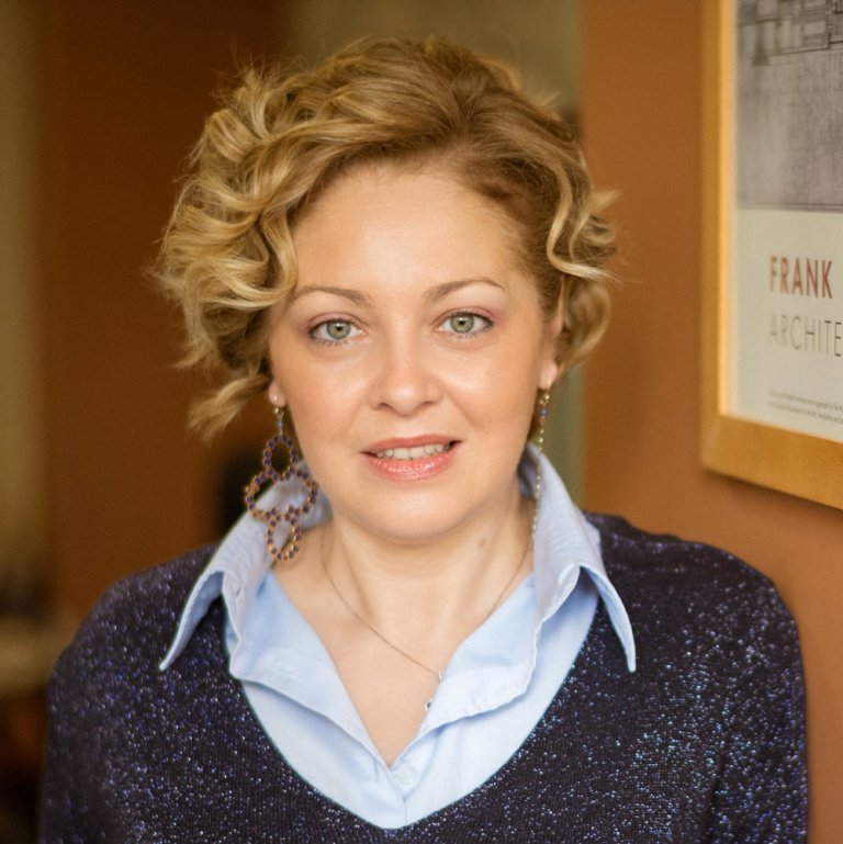 «Ζω ή απλώς κάνω πρόβα» ; *της Ολυμπίας Λόη