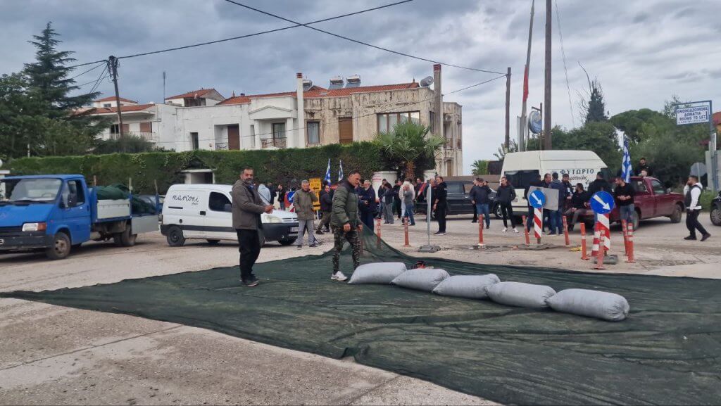 photo_2025-12-04_10-42-15