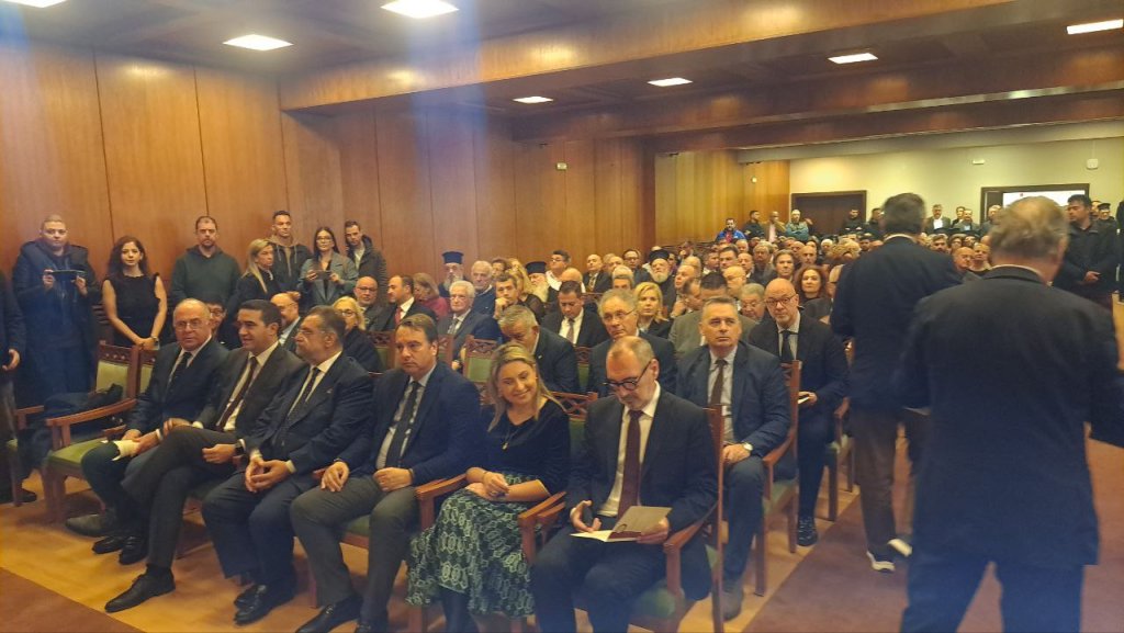 photo_2025-12-05_13-14-25