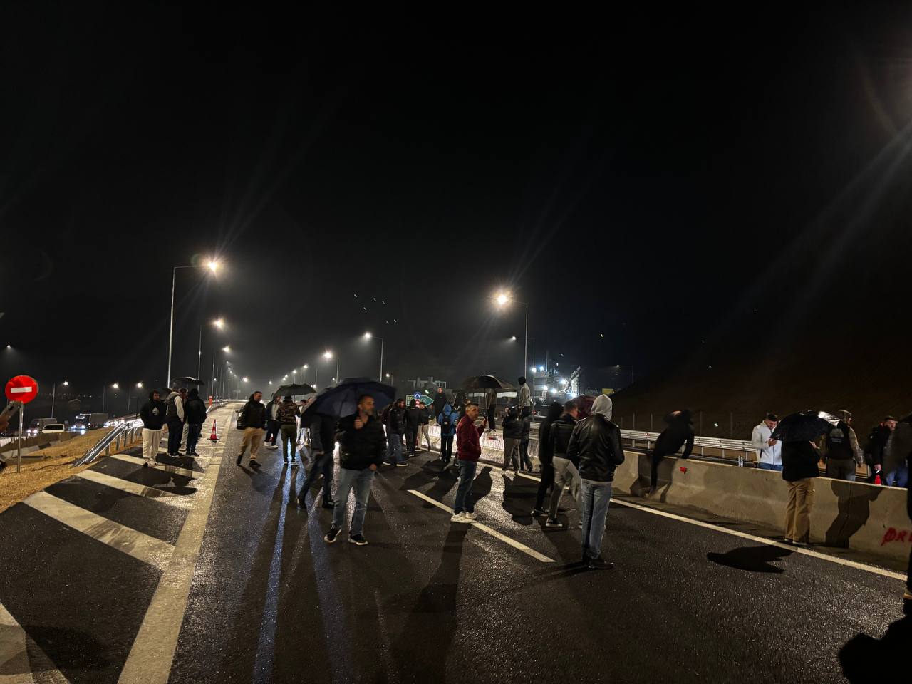 photo_2025-12-05_21-22-57