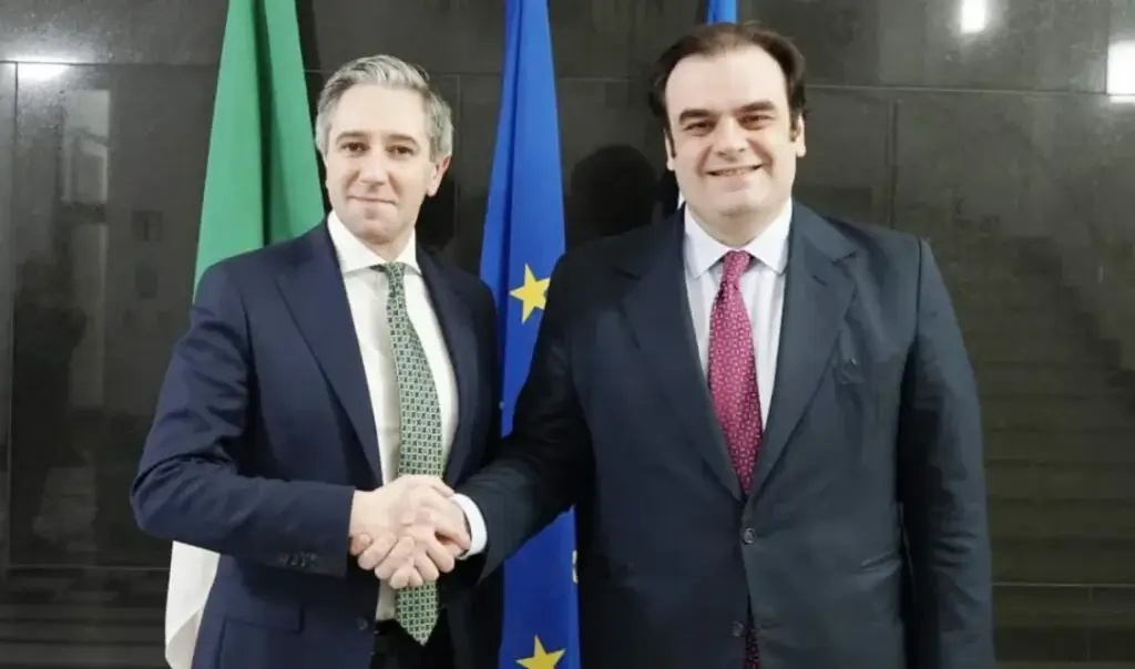 pierrakakis-simon-sinantisi