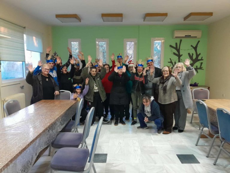 σπιράλ: Χριστουγεννιάτικη δράση της ομάδας #εθελοντισμός στο Θεραπευτικό Παιδαγωγικό Κέντρο «Η ΜΕΡΙΜΝΑ»