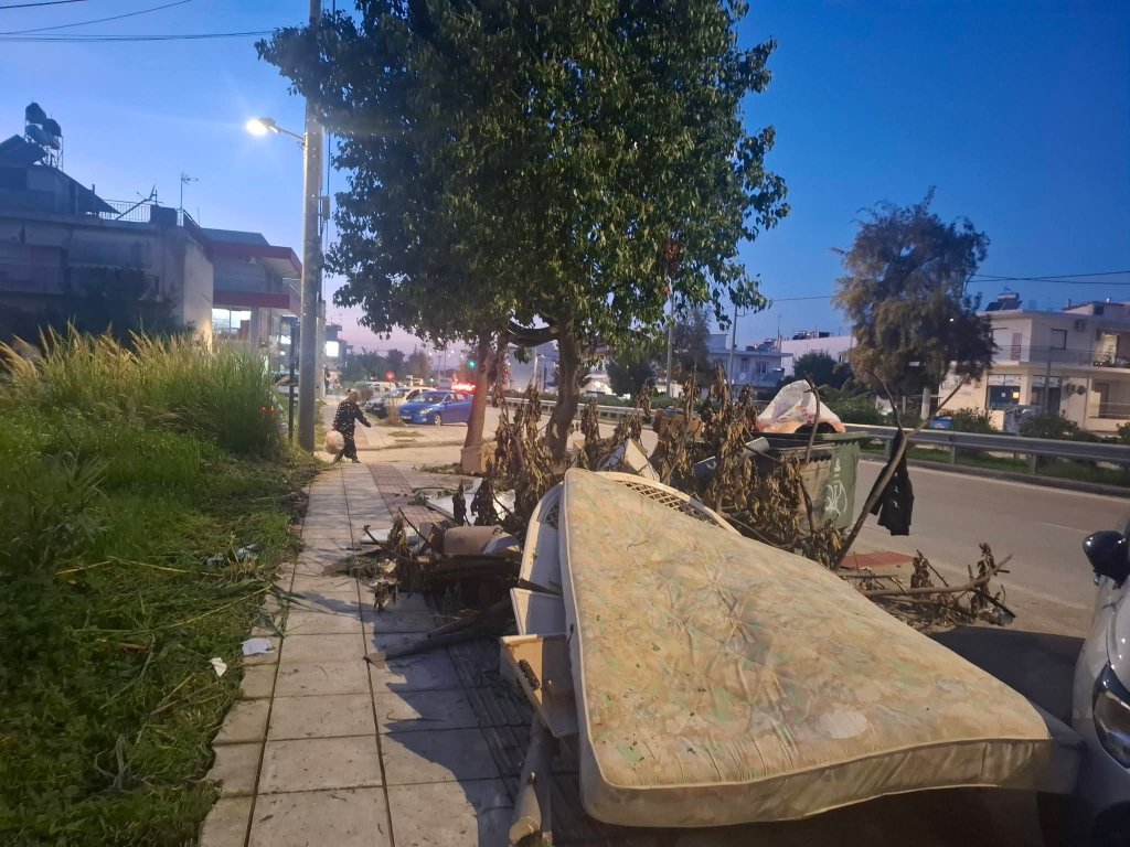 venizerlou (1) venizerlou (1)