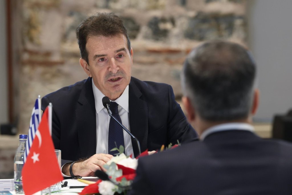 Επίσκεψη Μ. Χρυσοχοΐδη στην Κωνσταντινούπολη – Συνάντηση με τον Τούρκο υπουργό Εσωτερικών