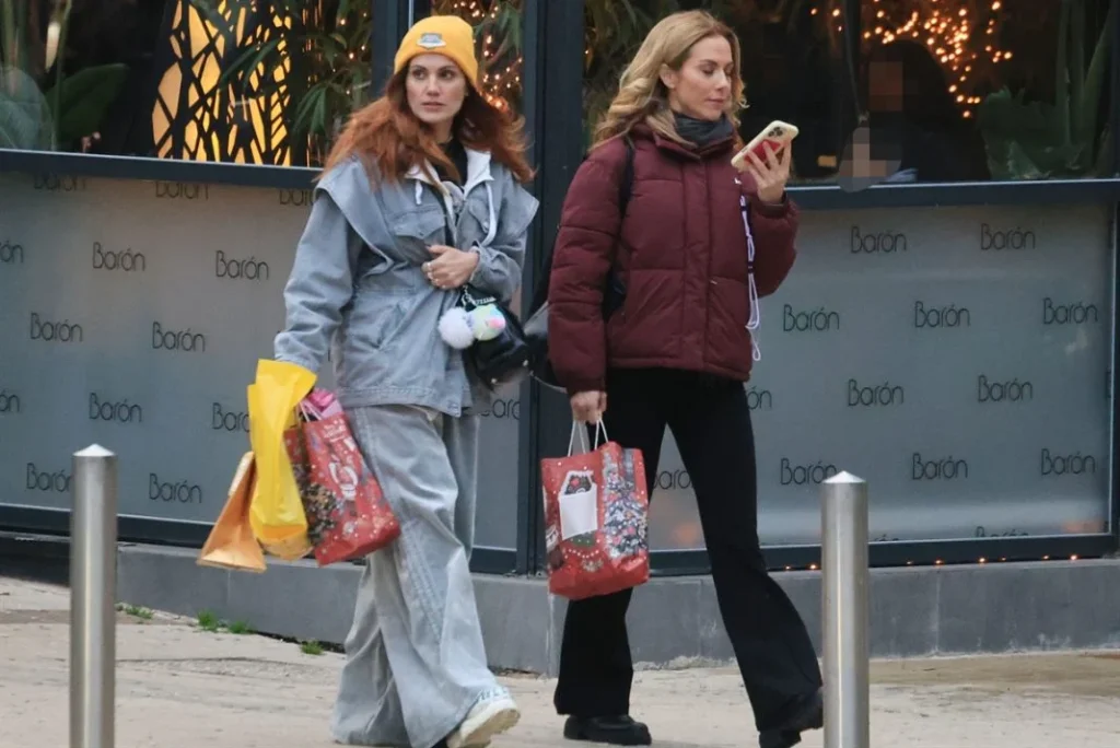 doretta-papadimitriou-mary-sinatsaki57979-1068x713