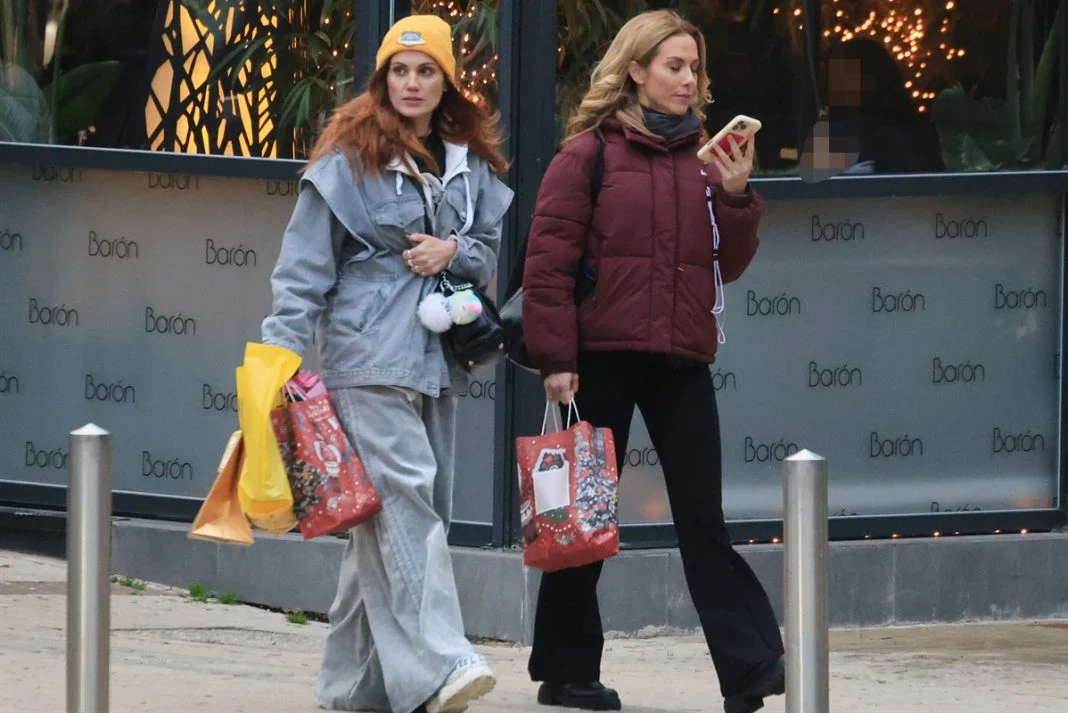 doretta-papadimitriou-mary-sinatsaki57979-1068x713