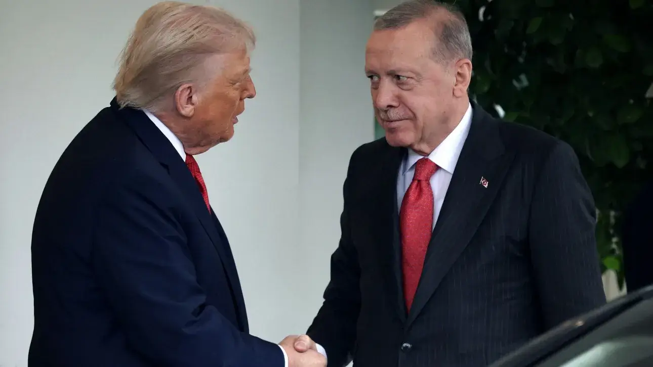 fd64c298-gettyimages-2237349855