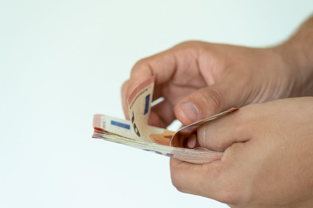 All_NewsV2 money-7244538_1280-1024x682