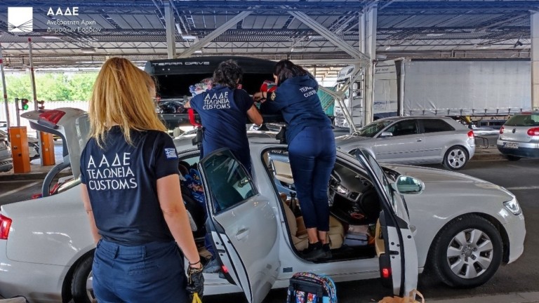 «Σαφάρι» κατά του λαθρεμπορίου από τους τελωνειακούς – Τι κατασχέθηκε το β’ εξάμηνο του 2025 και στην Πάτρα