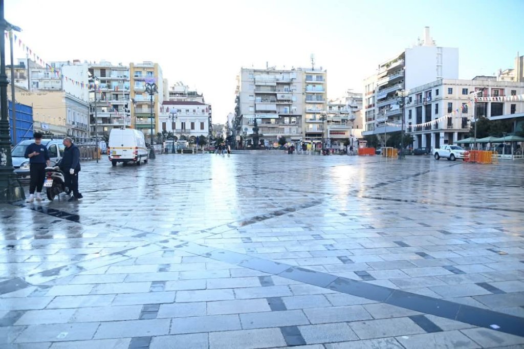 Πάτρα: Καθάρισε η πόλη – Δείτε φωτο