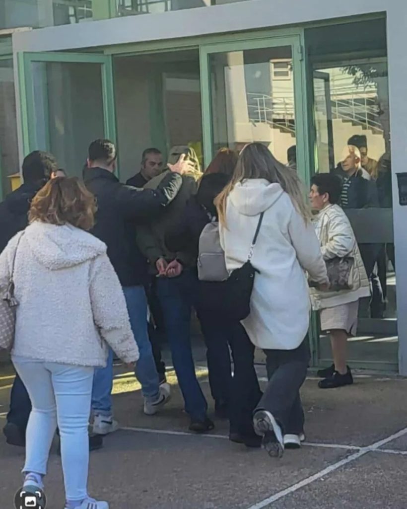 aigio-purovolismoi-drastis-anilikoi-820x1025