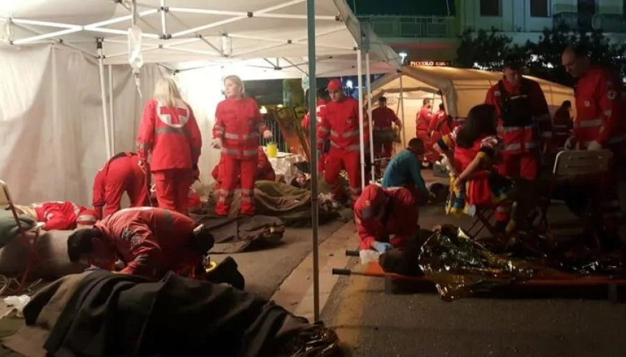 f75f7d6ffbc8e558bf6ea8abcf9a4f49_L