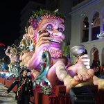 Πατρινό Καρναβάλι 2026: Η φλόγα που σβήνει, η ιστορία που μένει – Η Πάτρα αποχαιρετά τον Βασιλιά της