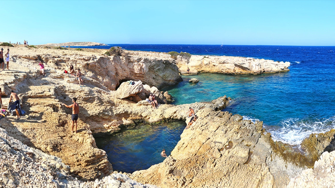 Ειδήσεις και νέα για Πάτρα , Δυτική Ελλάδα Δύο ελληνικά νησιά στη λίστα με τους καλύτερους προορισμούς για το 2026, δείτε την 20άδα