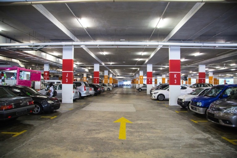 Τέλος το τζάμπα parking στα σούπερ μάρκετ – Επιβάρυνση στάθμευσης ακόμη και για πελάτες