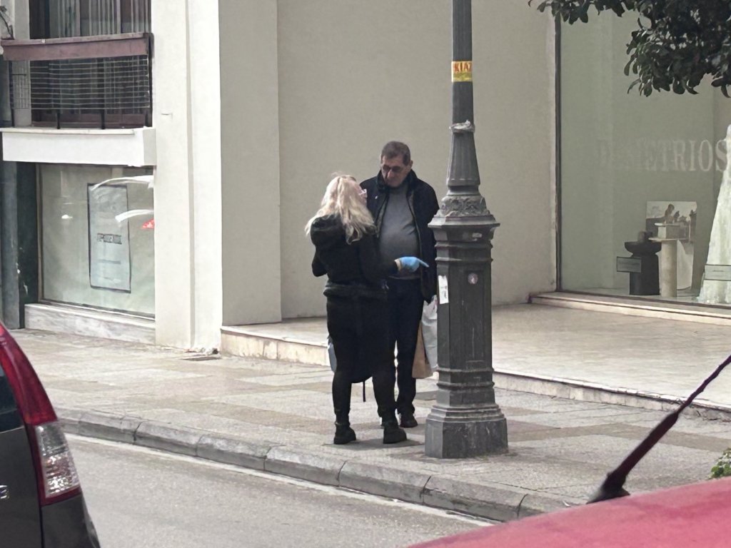 Πάτρα: Συζήτηση με το Δήμαρχο… στις 8 το πρωί – Απ’ τοις εικόνες που δεν συναντάς εύκολα αλλού…