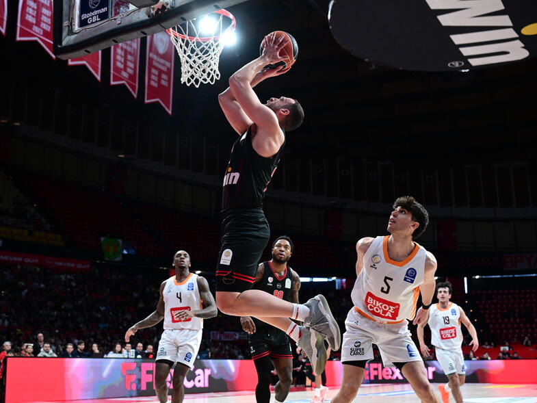 vwkexvhhyh698875f9c72cb (1)