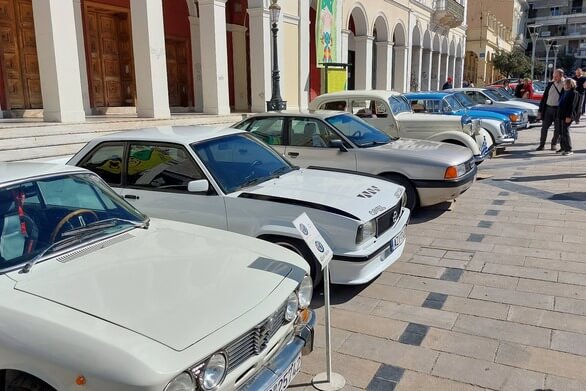 Πάτρα: Η κοπή της Βασιλόπιτας του νεοσύστατου Συλλόγου Ιστορικών Οχημάτων Δυτικής Ελλάδας - φωτο