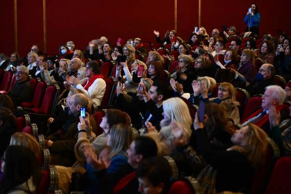 Δύο διαφορετικά θεατρικά ταξίδια θα εμπλουτίσουν την πολιτιστική σκηνή της Πάτρας