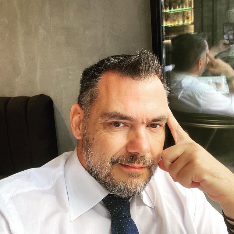 Γιώργος Γιαπρακάς: Ξαφνικά, οι υπέρμαχοι των «ανθρωπίνων δικαιωμάτων» υποστηρίζουν τους ψυχασθενείς ενος θεοκρατικού καθεστώτος