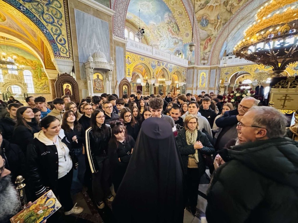 646935497_3916883631779130_2473144612336783719_n