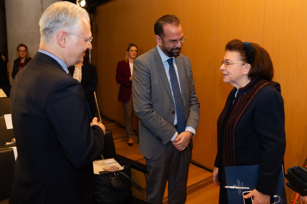 649182828_1660725245475296_8110354837964289808_n