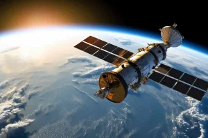 Δορυφόρος της NASA θα πέσει στη Γη μετά τα μεσάνυχτα: Ελάχιστος ο κίνδυνος για τους ανθρώπους