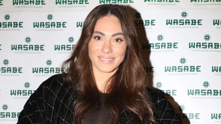 Ευρυδίκη Βαλαβάνη: «Είμαι ερωτευμένη με τον άντρα μου, τον αγαπάω»