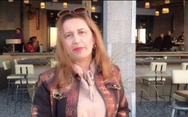 thess-kathigitria1-600x373