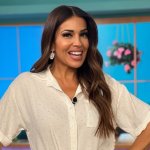 Συγκλονίζει η Ελένη Χατζίδου: «Με κλείδωσαν στο γραφείο του, για να με στριμώξει»