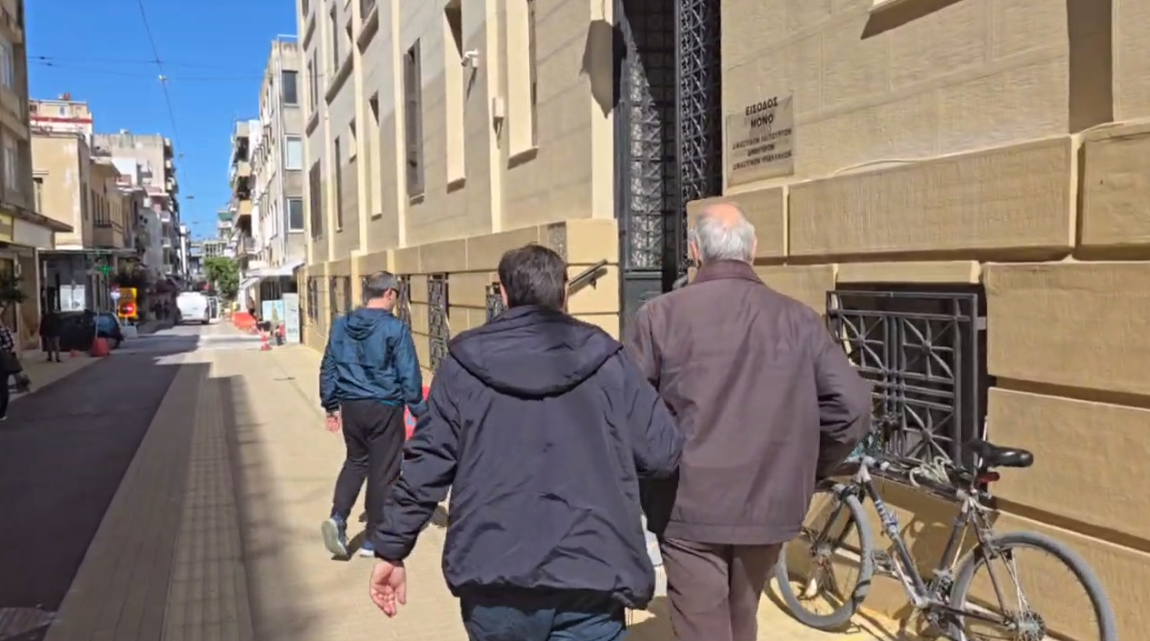 Χωρίς τίτλο